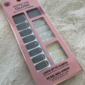 Dashing Diva Gel Nail Sticker Palette (All Lined Up 2)